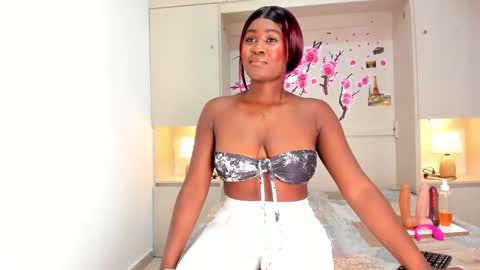 julianablaze online show from October 15, 4:12 am