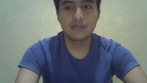 Snapshot of julianalvarez95 chatting on February 16, 9:16 pm Julian online show from February 16, 9:16 pm