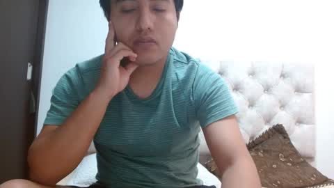 Snapshot of julianalvarez95 chatting on September 14, 9:36 pm Julian online show from September 14, 9:36 pm