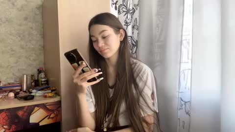 Snapshot of julianeaukamp chatting on February 13, 12:06 am Viola online show from February 13, 12:06 am