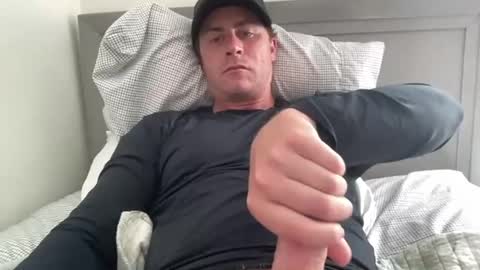 juliangregory9009 online show from May 21, 9:11 pm
