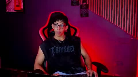 Snapshot of julianrouss chatting on June 28, 8:26 pm Julian online show from June 28, 8:26 pm