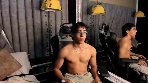Snapshot of julianrouss chatting on July 12, 8:55 pm Julian online show from July 12, 8:55 pm