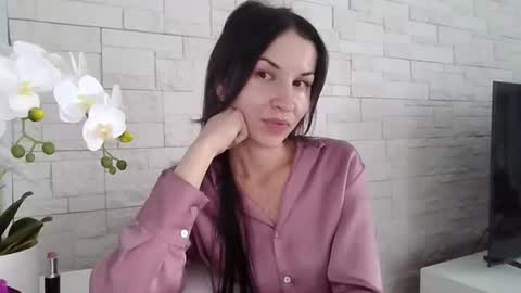 Julia online show from July 12, 2:19 pm