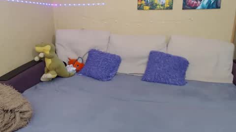 Snapshot of juliasane_ chatting on January 17, 11:17 am Jul online show from January 17, 11:17 am
