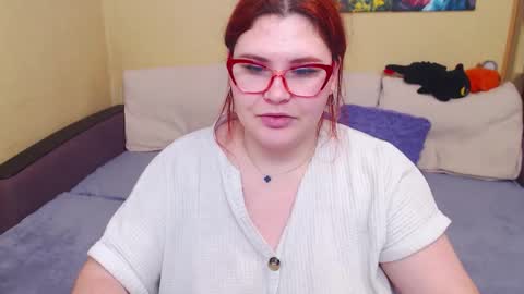 Snapshot of juliasane_ chatting on October 20, 2:28 pm Jul online show from October 20, 2:28 pm