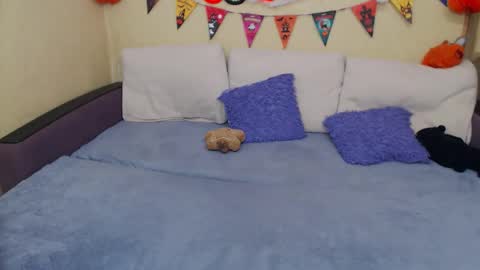 Jul online show from October 29, 4:20 pm