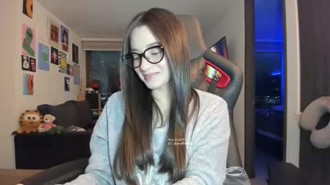 Jeimy Help me to reach 100 thumbs up online show from November 10, 12:53 am