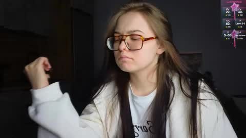 Snapshot of julidropp chatting on January 23, 11:04 am julidropp online show from January 23, 11:04 am