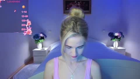 Snapshot of julieblazex chatting on May 22, 8:36 pm julieblazex online show from May 22, 8:36 pm