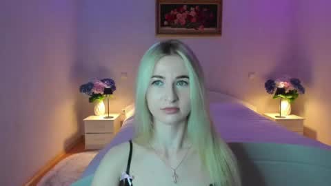 Snapshot of julieblazex chatting on June 24, 9:03 pm julieblazex online show from June 24, 9:03 pm
