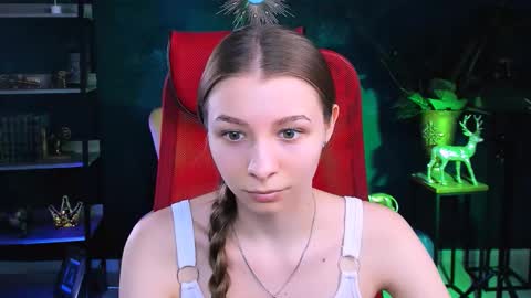 juliedaniel online show from November 12, 5:30 am