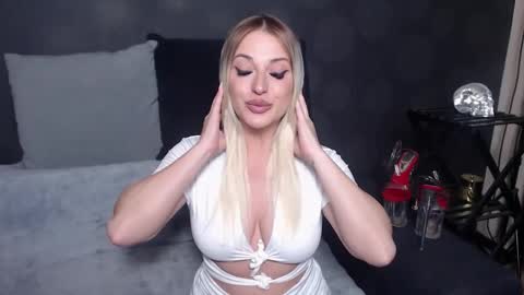 Snapshot of juliediamond chatting on November 5, 11:38 pm julia online show from November 5, 11:38 pm