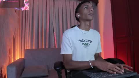 Julien online show from January 11, 10:31 am