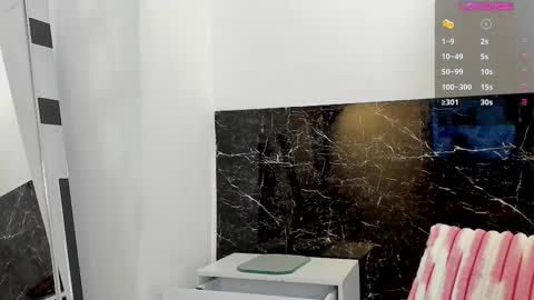 Juli online show from February 15, 8:43 pm