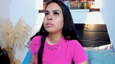 Snapshot of julieta_coopeer_ chatting on September 30, 10:42 am Julieta online show from September 30, 10:42 am