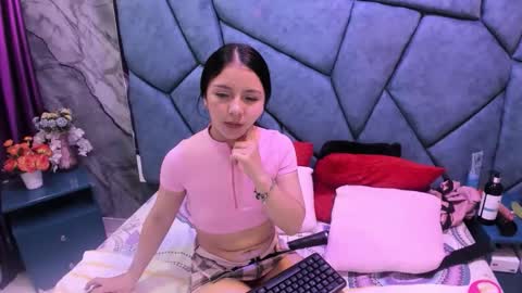 Julieta online show from May 31, 9:05 am