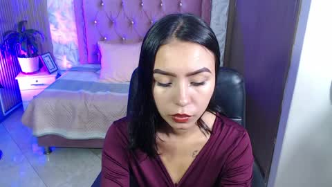 julieta_fn online show from April 10, 3:17 pm