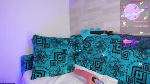 Mitchell  Independent model online show from March 4, 12:38 am