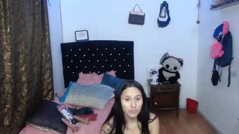 Snapshot of julieta_jonez_ chatting on March 3, 8:38 am Julieta. online show from March 3, 8:38 am