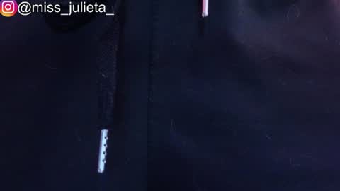 Snapshot of julieta_russell chatting on June 20, 12:19 pm Julieta online show from June 20, 12:19 pm