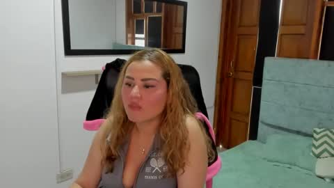 julieta_star69 online show from March 4, 7:20 pm