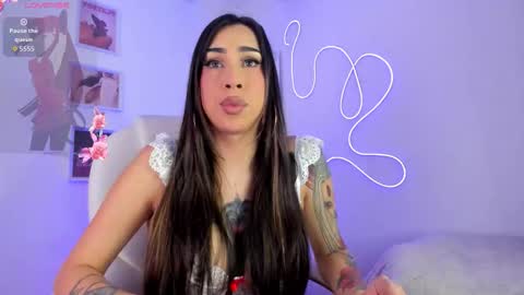 julietabomgv online show from March 25, 3:23 am