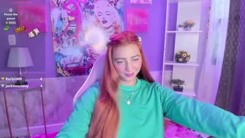 Snapshot of julietacollins_ chatting on December 2, 9:39 pm Juliet online show from December 2, 9:39 pm