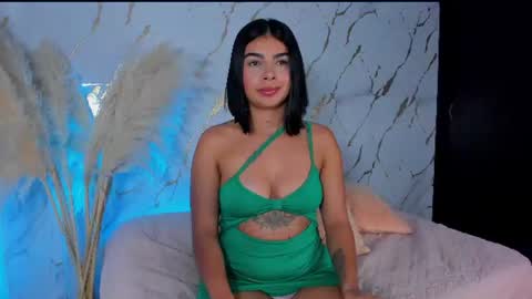 Julieth Gomez online show from June 29, 1:01 am
