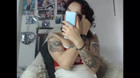 Snapshot of julietajaguar chatting on March 16, 12:42 pm Julieta Jaguar online show from March 16, 12:42 pm