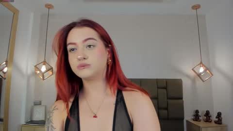 Snapshot of julieth_rojas chatting on February 3, 3:48 am julieth_rojas online show from February 3, 3:48 am