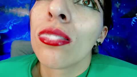Snapshot of julieth_sex1 chatting on July 9, 11:14 am online show from July 9, 11:14 am