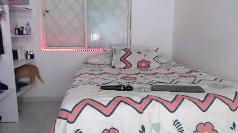 Julieta online show from January 16, 1:37 pm