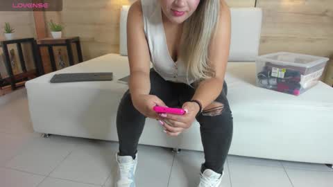 Julietha online show from October 14, 3:18 am