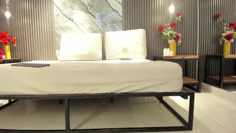 Snapshot of julietha_taylor chatting on April 11, 7:45 am Julietha online show from April 11, 7:45 am