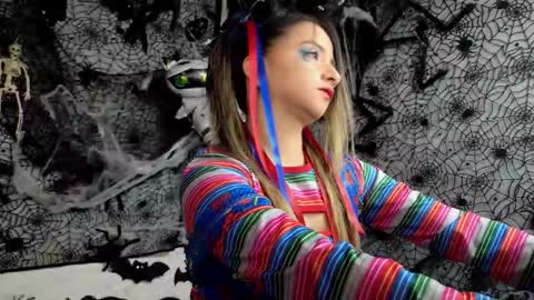 Julietta Jackson online show from October 31, 6:42 pm