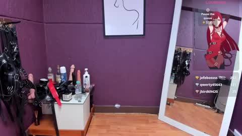 Snapshot of juliettaescobar chatting on February 19, 6:32 pm online show from February 19, 6:32 pm