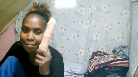 Snapshot of juliette9794 chatting on September 14, 2:16 pm juliette9794 online show from September 14, 2:16 pm