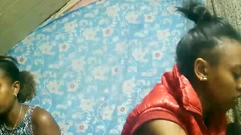 Snapshot of juliette9794 chatting on September 28, 6:35 pm juliette9794 online show from September 28, 6:35 pm