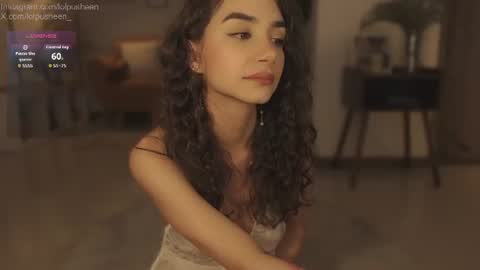 Snapshot of juliette_dee chatting on July 1, 9:36 pm Juliette Dee online show from July 1, 9:36 pm