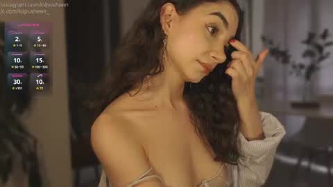 Snapshot of juliette_dee chatting on July 8, 9:30 pm Juliette Dee online show from July 8, 9:30 pm