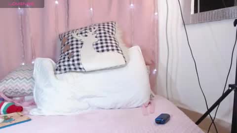 Snapshot of juliette_ponce chatting on February 20, 1:25 am juliette online show from February 20, 1:25 am