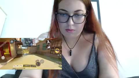 Snapshot of juliette_swann chatting on January 12, 6:57 pm Juliette Swann online show from January 12, 6:57 pm