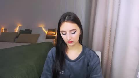 Snapshot of juliettemonli chatting on June 2, 11:34 am juliettemonli online show from June 2, 11:34 am