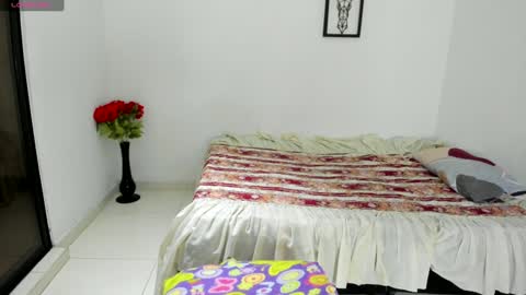 Juline Smith online show from December 22, 11:54 am