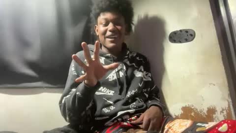 juliothehammer online show from January 16, 7:01 am