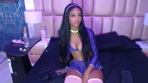 Snapshot of julitpink chatting on October 5, 12:03 pm julitpink online show from October 5, 12:03 pm