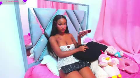 Snapshot of julitpink chatting on June 10, 7:02 pm julitpink online show from June 10, 7:02 pm