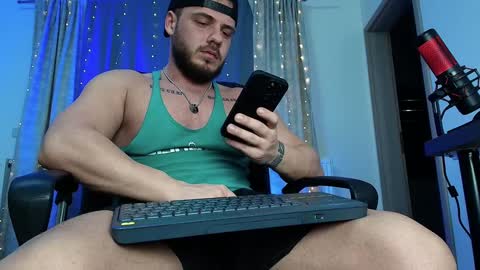 JULiUS   online show from January 20, 9:43 pm