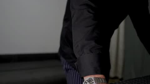 JULiUS   online show from September 25, 7:50 pm